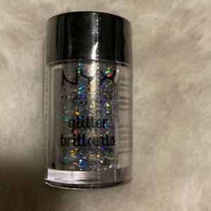 NYX Holographic glitter